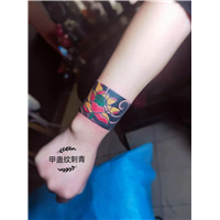 菏泽成武女生肩上想要纹身哪种图案好