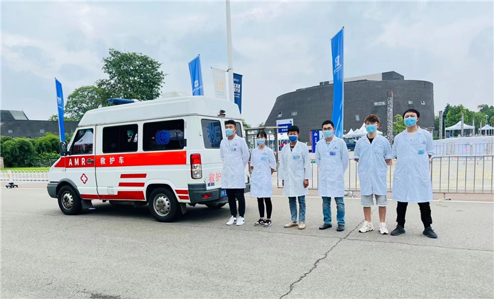 成都到达州急救车跨省转运病人
