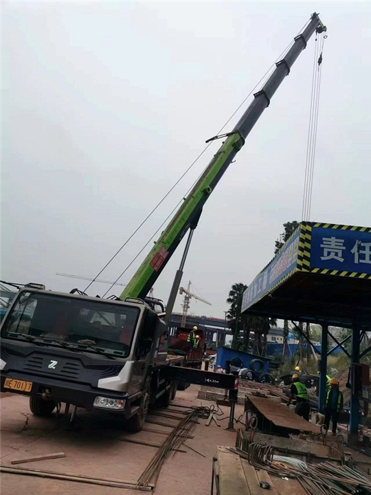 泸州吊车出租