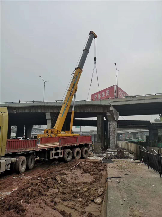 港口区吊车租赁 