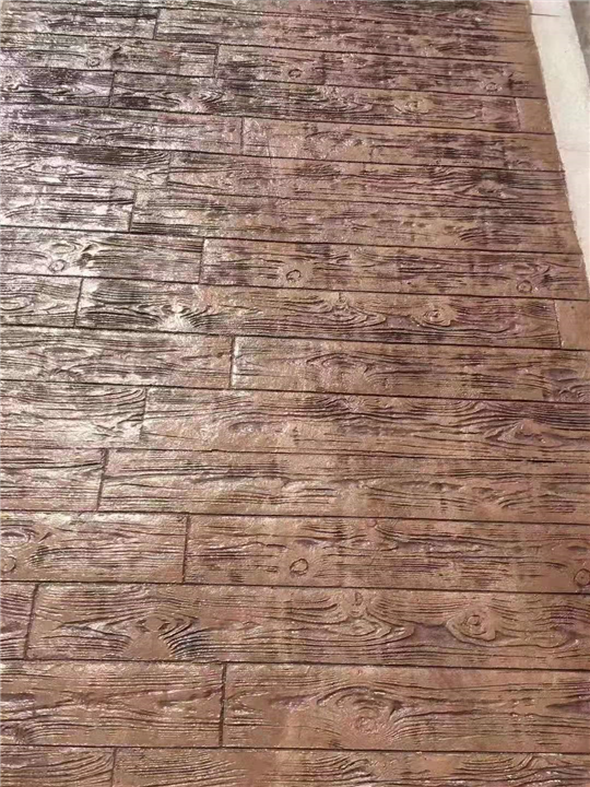 泉州瑞奇景观栈道地板人工压花雕刻耐磨好看