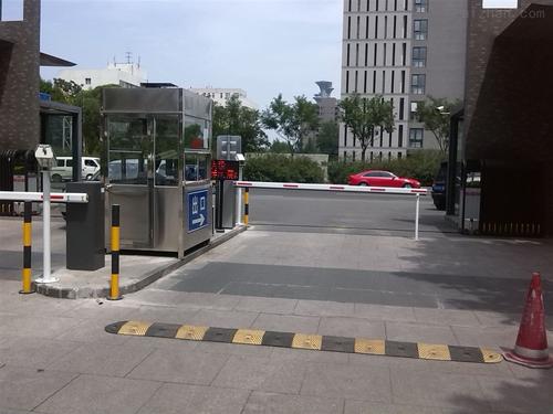 新乡车牌识别系统道闸