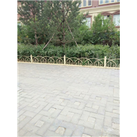 铁艺草坪