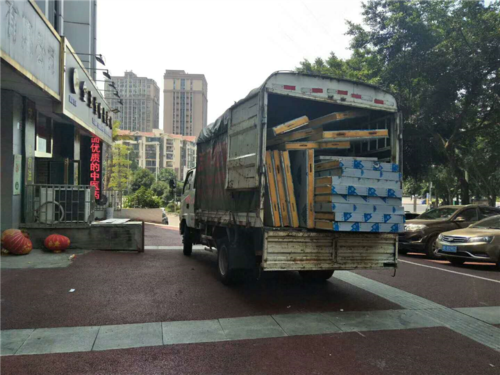 泸州搬家公司电话