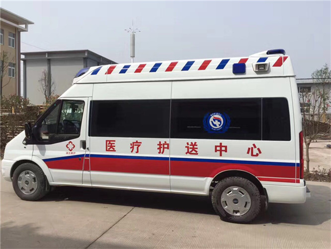 大连西岗区骨科医院长途救护车哪家服务好