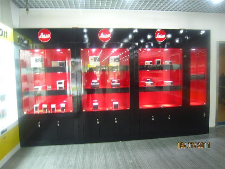 西安市玩具展柜 西安烤漆展示柜 