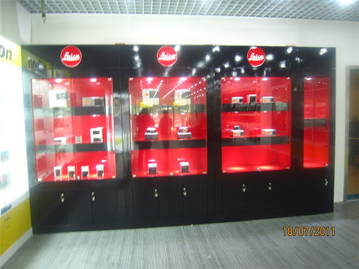 西安烤漆展柜 