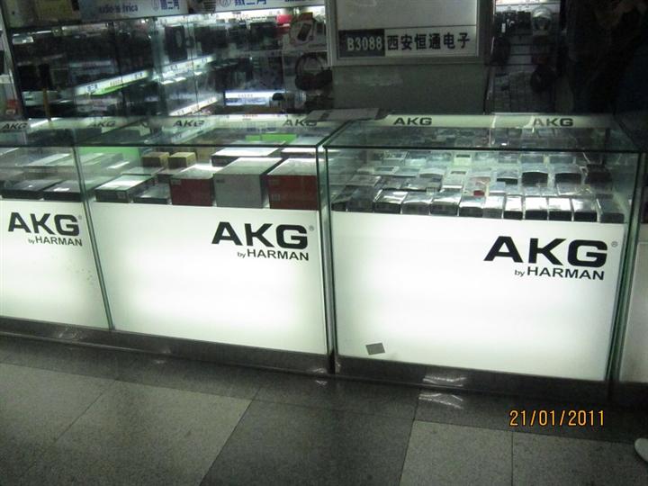 西安市陶瓷展柜|西安市酒店用品展柜 