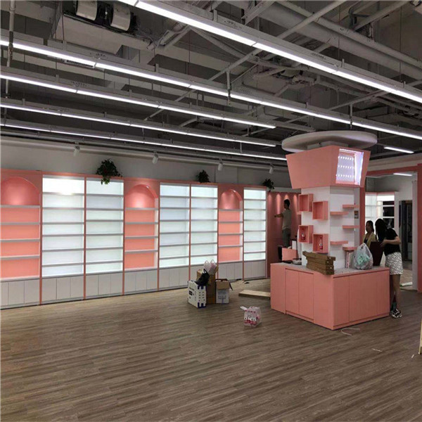 展柜着色怎样去设计