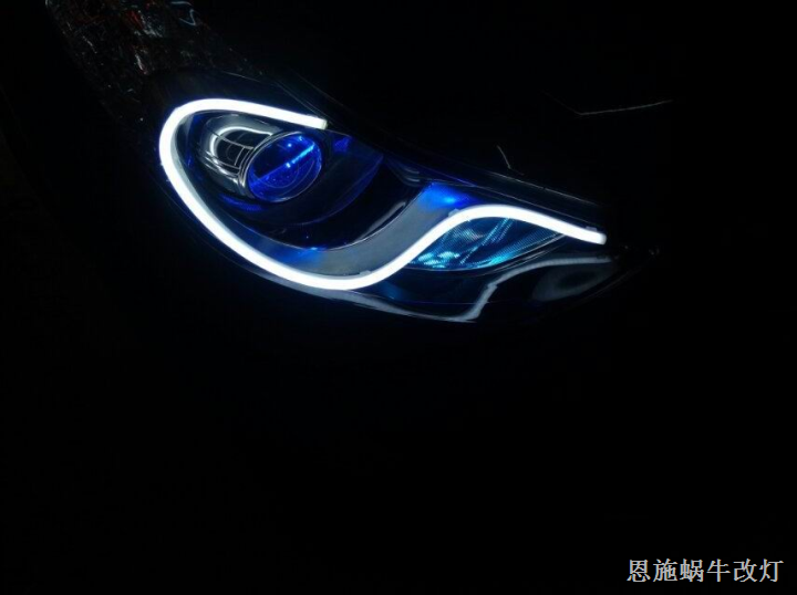 朗动泪眼 