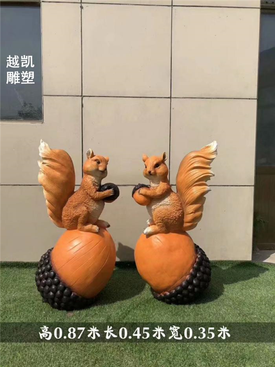 优价黑型松鼠雕塑标识制造厂家