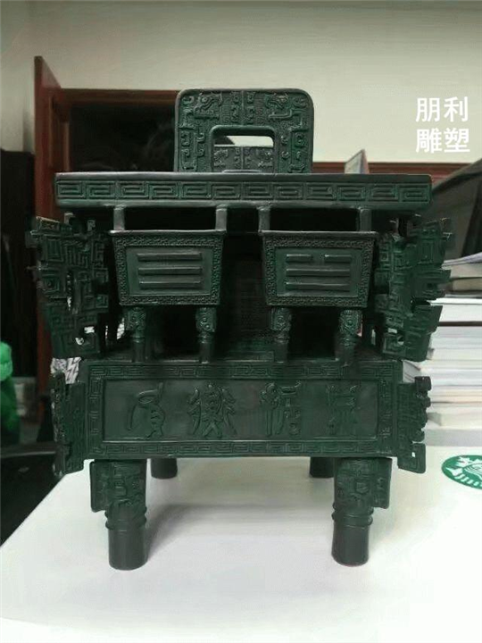 宗祠铜鼎，方形铜鼎 的寓意