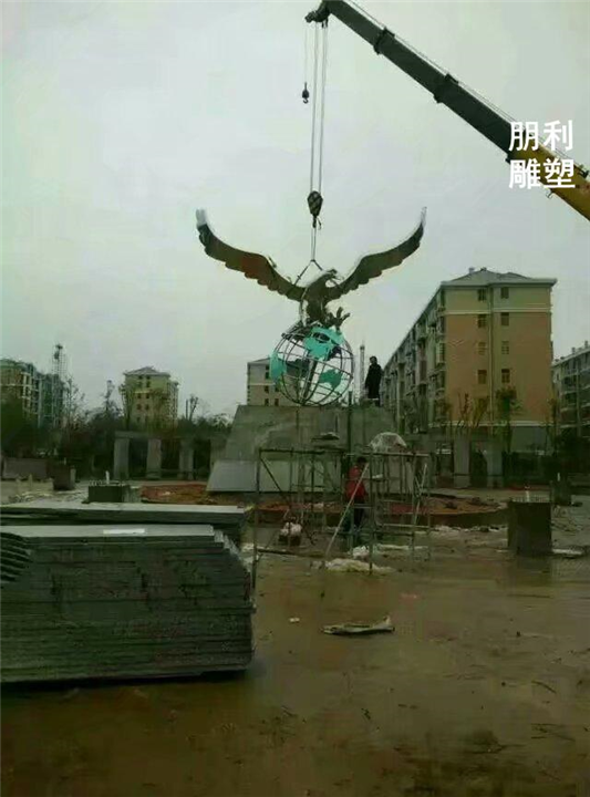 不锈钢老鹰雕塑，广场不锈钢动物雕塑