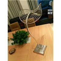 不锈钢树枝雕塑