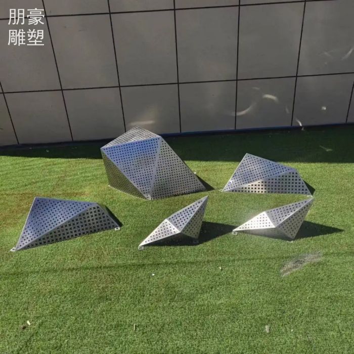 优选静态石头雕塑街景生产商