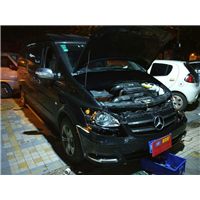 奔驰维亚诺改灯