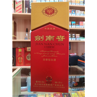 六盘水烟酒回收，剑南春浓香白酒回收