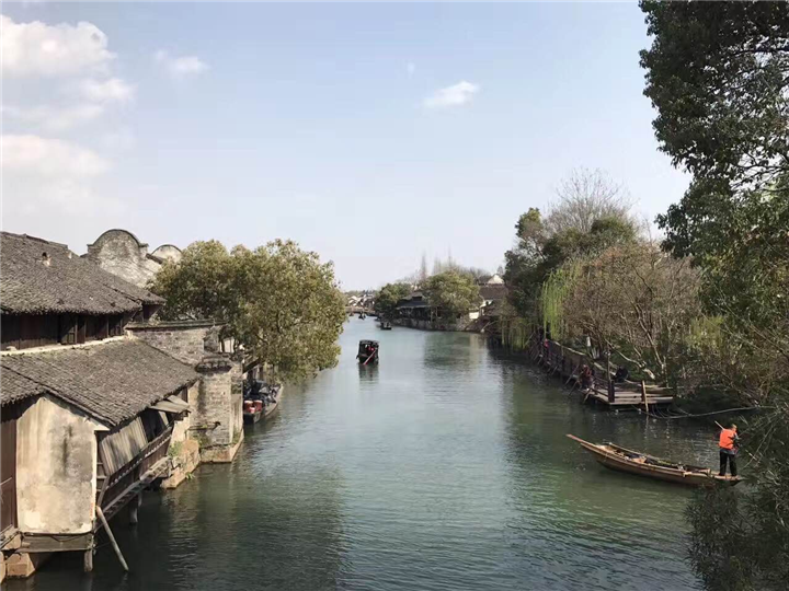 乌镇到上海迪斯尼包车，上海迪斯尼乌镇包车