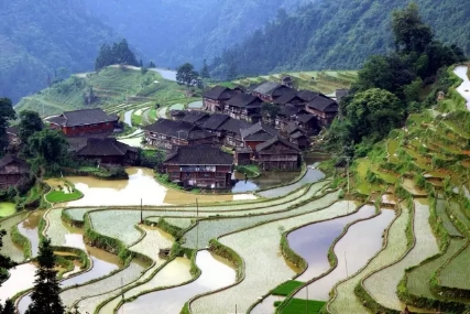 贵阳旅游包车哪家好 