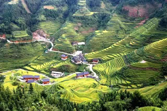 贵阳旅游包车电话多少 