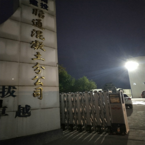 昭通伸缩门安装施工 