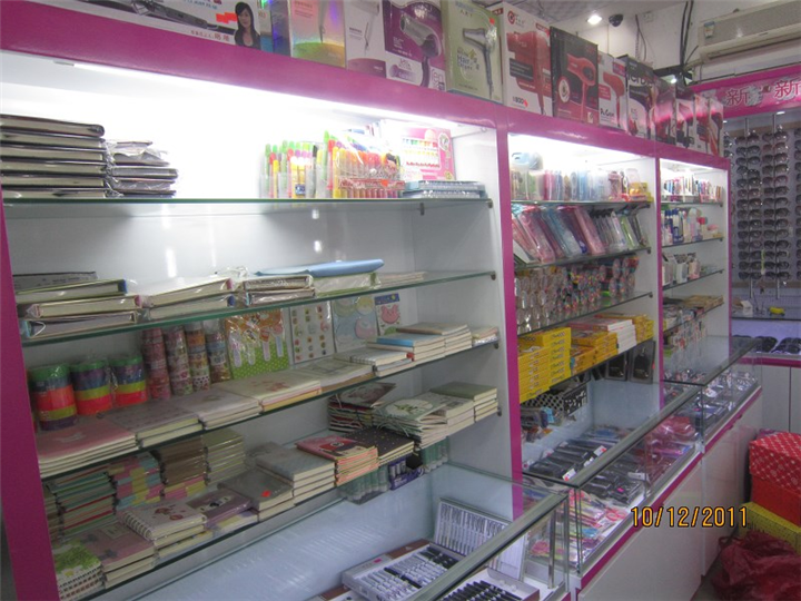 钛合金展柜