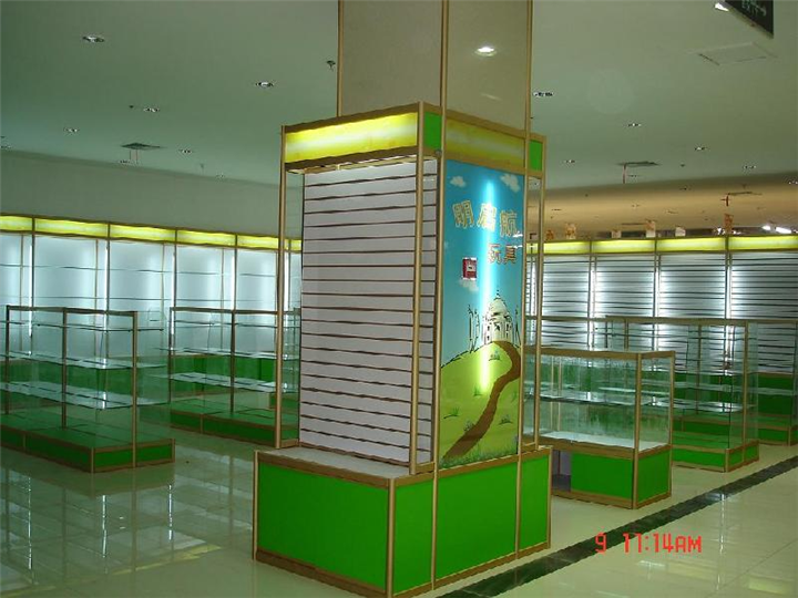 汽车用品展柜