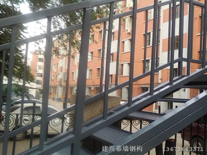 鹤壁钢结构楼梯设计公司 