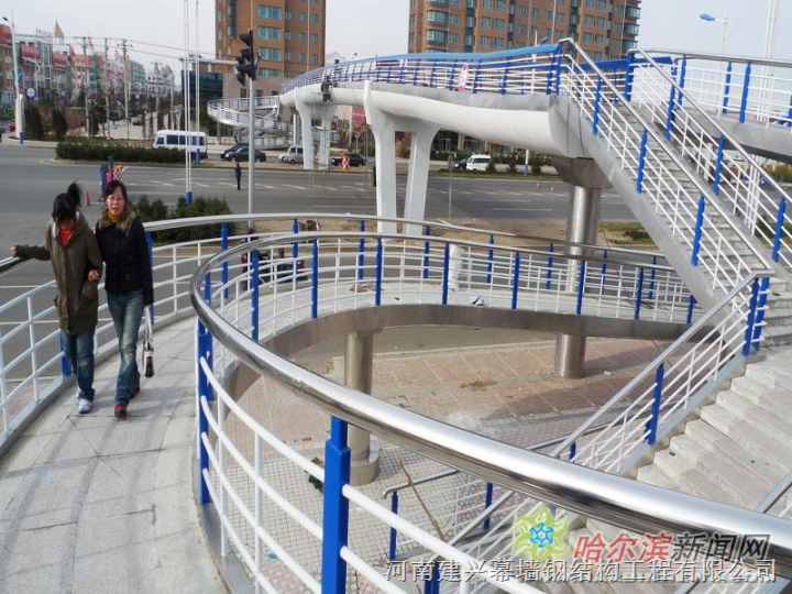 信阳钢结构天桥设计公司 