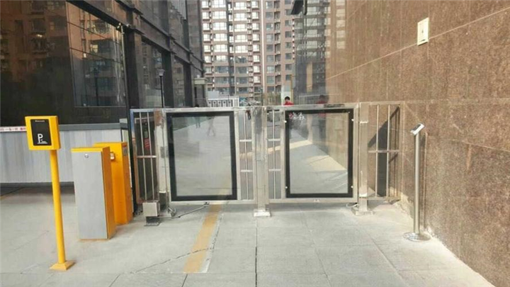 西安道闸维修安装师傅电话多少