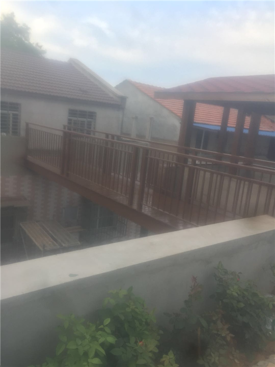 防腐木地板施工