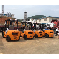 高价收购二手叉车，柴油叉车，电动叉车，抱夹叉车，免费评估 