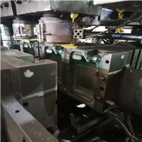 70直线导轨吹瓶机 