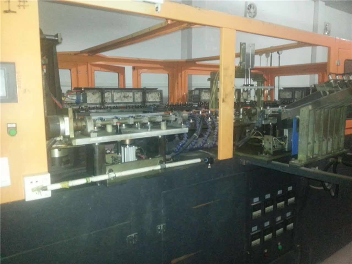 全自动吹瓶机一出6 一出8 一出12