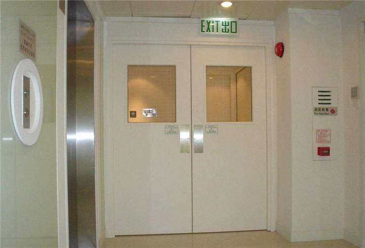 防火门 
