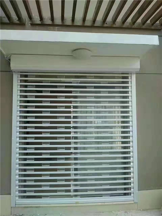 嘉兴伸缩门