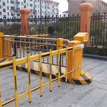 嘉兴春晖卷闸门道闸