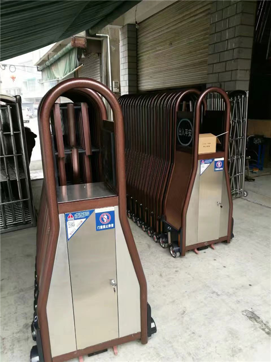 嘉兴伸缩门