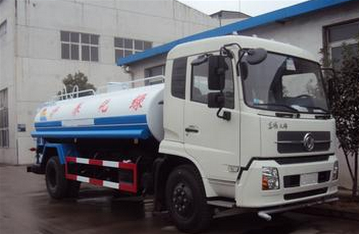 山东洒水车