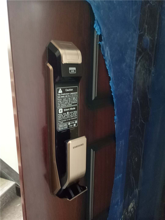 常宁开锁换锁电话