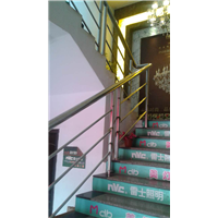 河南彩钢护栏ㅃ新乡彩钢护栏ㄹㄹ护栏批发 