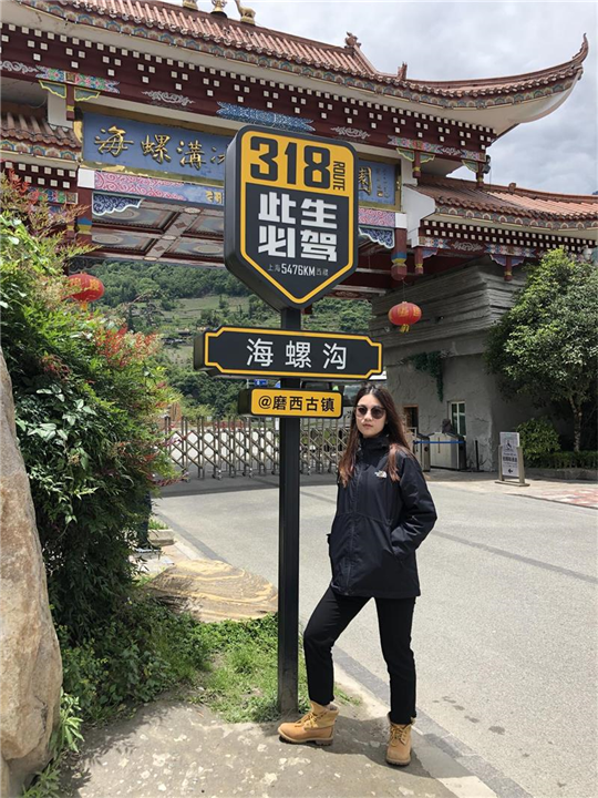 川西旅游包车