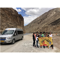 兰州旅游包车
