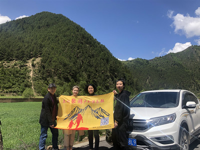 甘肃旅游包车 