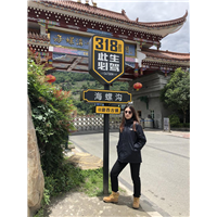 川西旅游包车