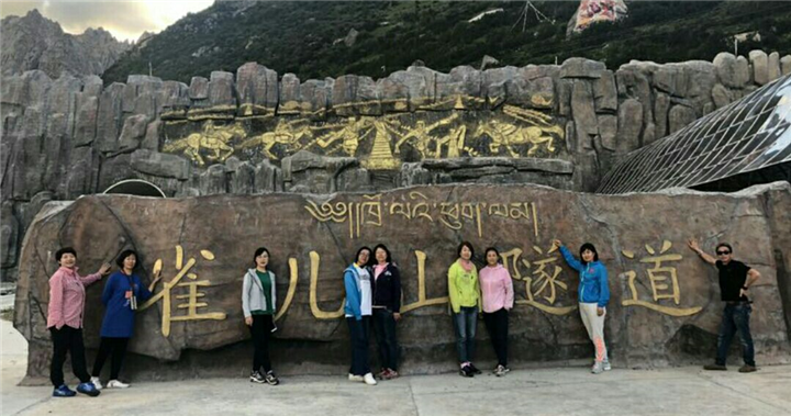 甘南旅游包车 