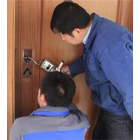 专业开防盗门 