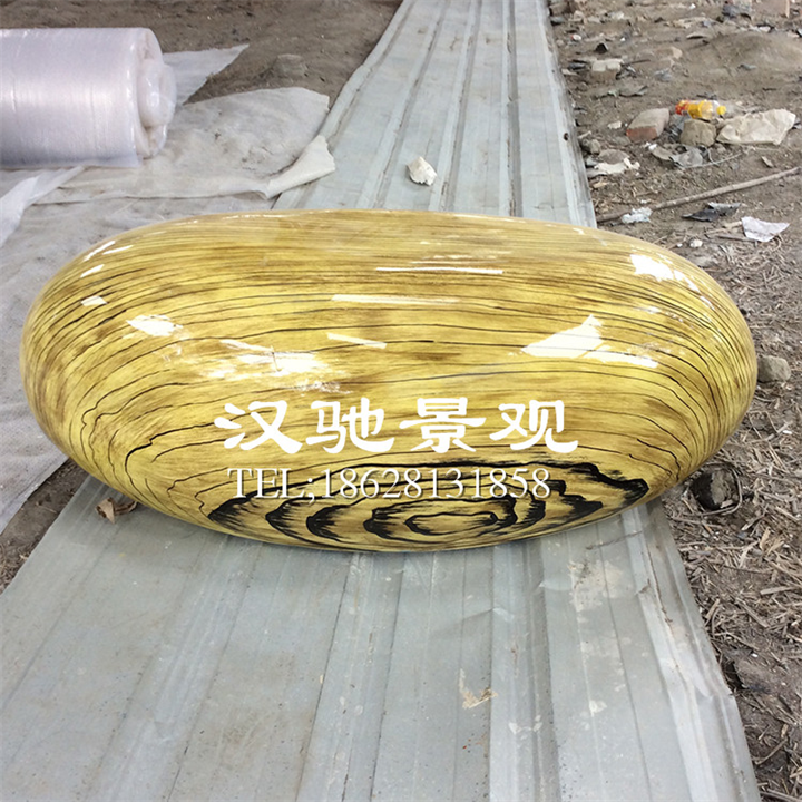 贵阳玻璃钢卡通雕塑