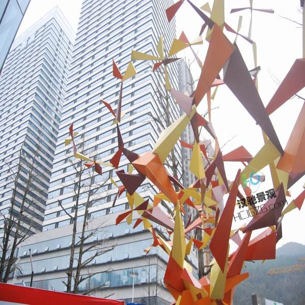 花果园户外几何钢板雕塑美陈