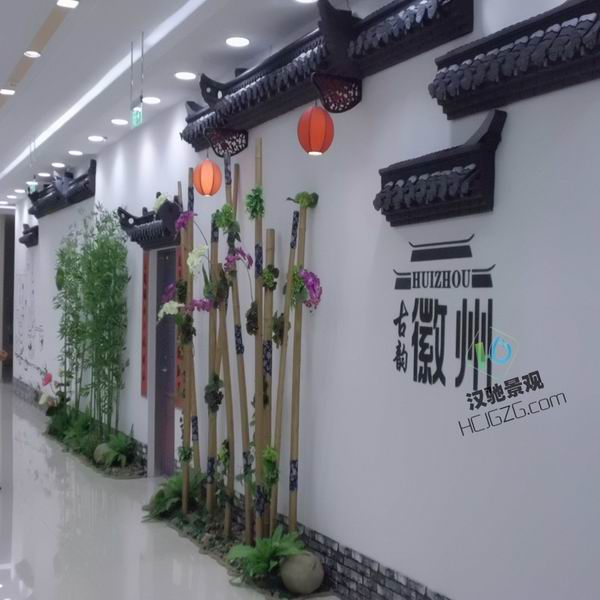天鹅湖万达通道美陈布置